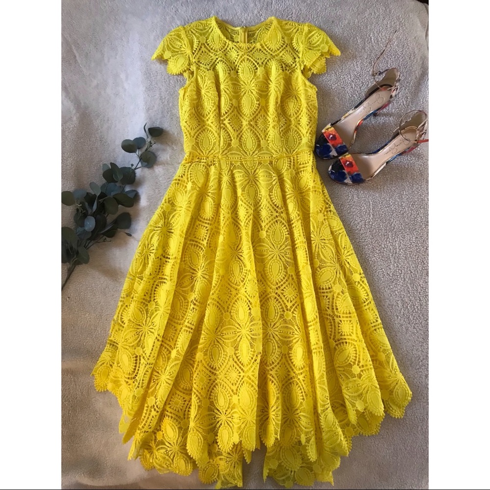 Antonio Melani Daisy Yellow Midi Dress